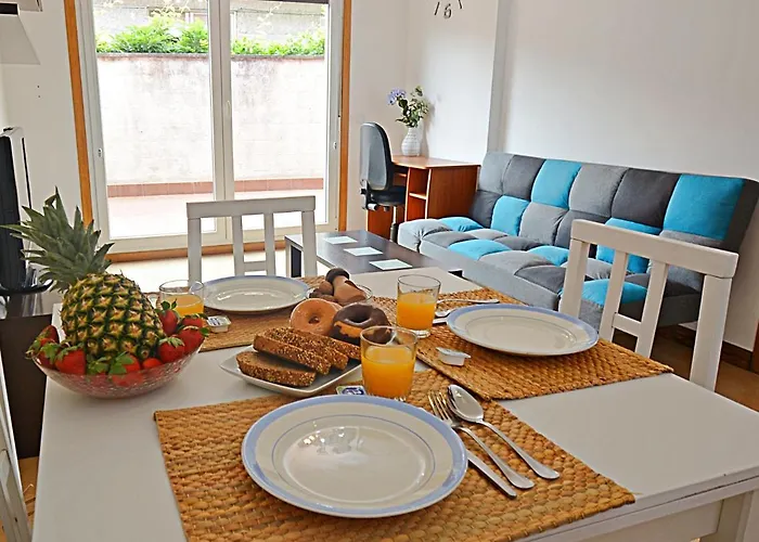 Con Piscina Proximo A Apartmán Sanxenxo